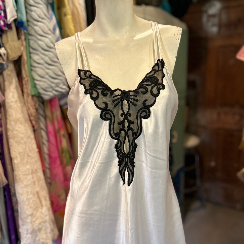 White & Black Nightgown